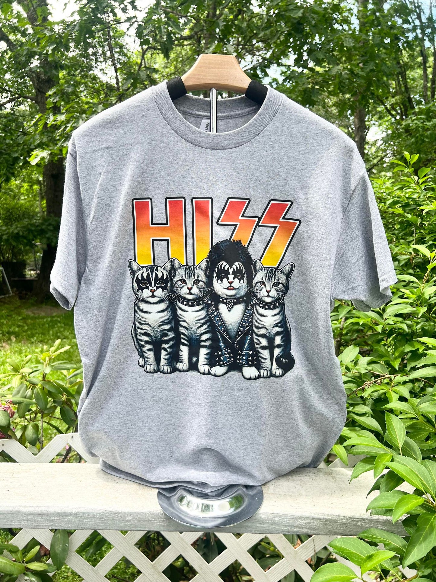 Funny Vintage Graphic 70's Band T Shirt - Hiss with Cats