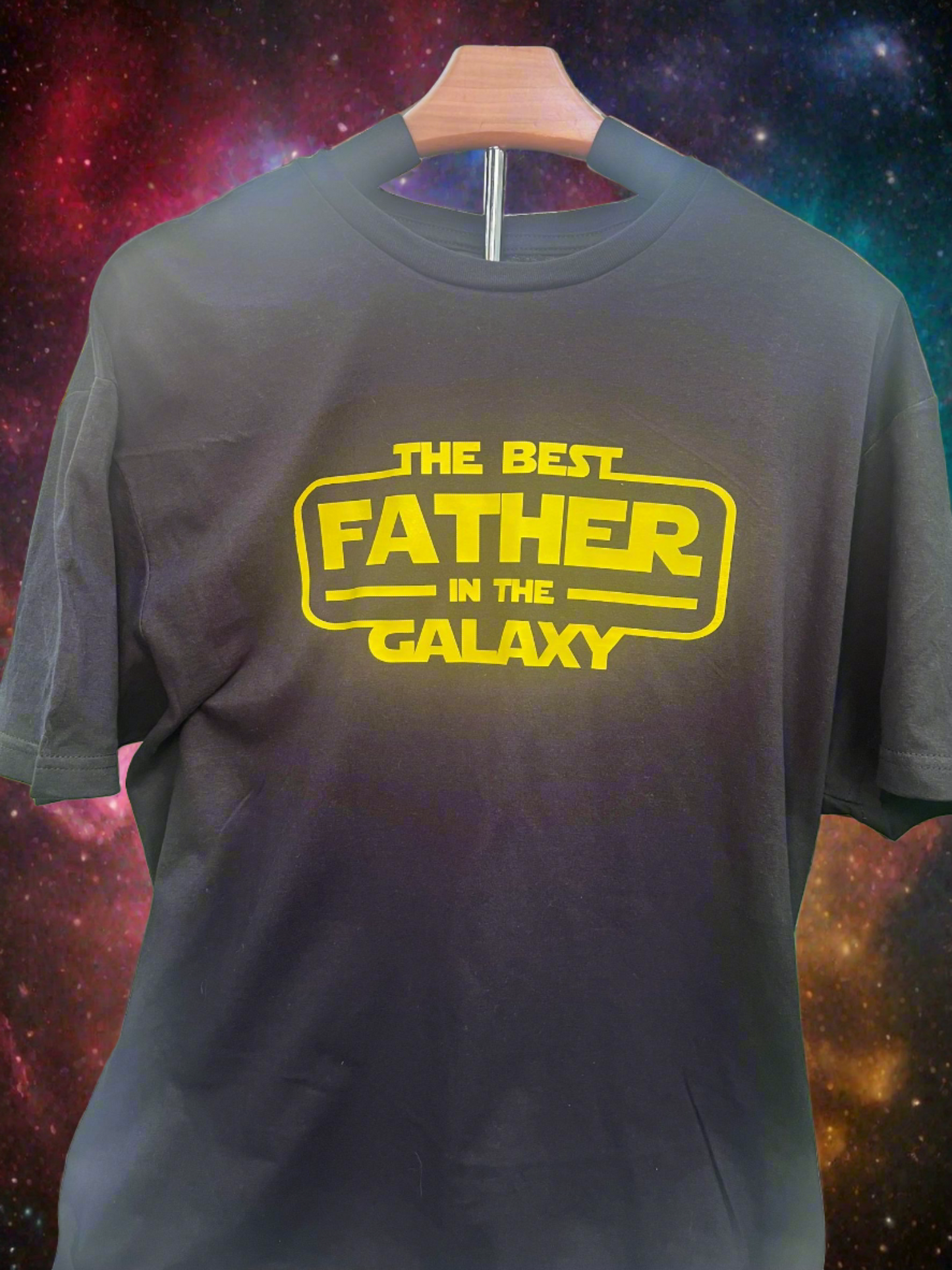 T-shirt for the Ultimate Star Wars Fan - "Best Father in The Galaxy" Black T-shirt