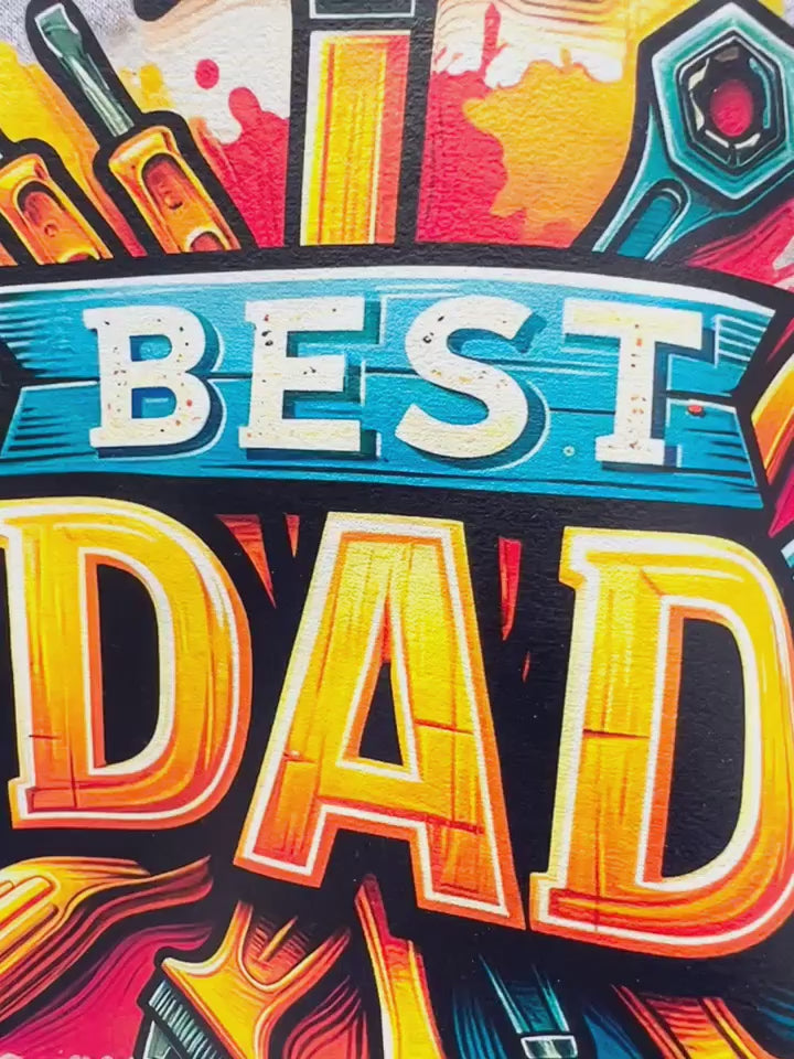 Video of focal point of grey Best Dad t-shirt.